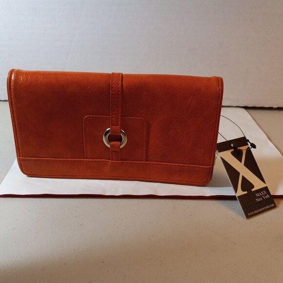 New Maxx New York Orange Fuul size Wallet - Picture 1 of 6